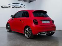 Neu Abarth 500e Turismo 114 kW (155 PS) 2025 Rot Kleinwagen