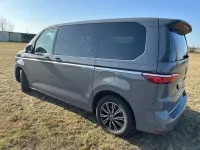 Gebraucht VW Multivan Pro 150 PS (110 kW) 2025 Grau Van / Kleinbus