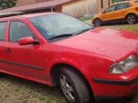 Gebraucht Skoda Octavia 101 PS (74 kW) 1999 Rot Kombi