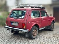 Gebraucht Lada niva 82 PS (60 kW) 2005 Rot SUV