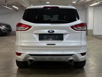 Gebraucht Ford Kuga ST-Line 150 PS (110 kW) 2015 Weiß SUV