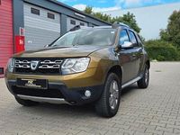 Gebraucht Dacia Duster Lauréate 114 PS (83 kW) 2016 Grün SUV