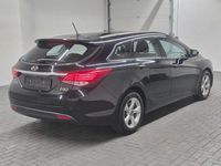 Gebraucht Hyundai i40 Edition 135 PS (99 kW) 2012 Schwarz Kombi