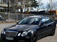 Gebraucht Mercedes E270 Avantgarde 225 PS (165 kW) 2002 Schwarz Limousine