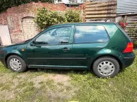 Gebraucht VW Golf III 75 PS (55 kW) 1999 Grün Kleinwagen