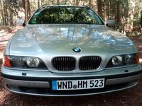 Gebraucht BMW 523 170 PS (125 kW) 2000 Silber Kombi