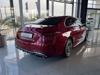 Gebraucht Mercedes C200 AMG 204 PS (150 kW) 2024 Patagonienrot  metalliclack Limousine