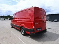 Gebraucht VW Crafter 102 PS (75 kW) 2021 Rot Van