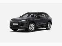 Neu Audi Q6 e-tron Ambiente 185 kW (252 PS) 2025 Grau (magnetgrau) SUV