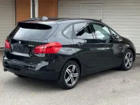 Gebraucht BMW 218 Active Tourer Sport Line 150 PS (110 kW) 2015 Schwarz Van / Kleinbus