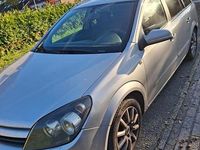 Gebraucht Opel Astra 105 PS (77 kW) 2005 Silber Kombi