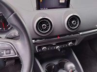 Gebraucht Audi A3 Sport 116 PS (85 kW) 2018 Schwarz Limousine