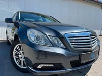 Używany Mercedes E250 204 KM (150 kW) 2010 Szary Sedan/Limuzyna