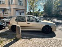 Gebraucht VW Golf IV 110 PS (80 kW) 2001 Gold Limousine