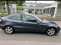 Gebraucht Mercedes C180 143 PS (105 kW) 2007 Grau Coupé