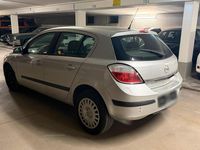 Gebraucht Opel Astra 105 PS (77 kW) 2005 Grau Limousine
