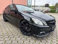 Gebraucht Mercedes E250 AMG 204 PS (150 kW) 2011 Schwarz Coupé