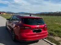 Usata Ford Focus 125 CV (91 kW) 2024 Rosso Station wagon