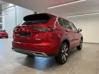 Neu Mitsubishi Outlander P-HEV Select 306 PS (225 kW) 2026 Titan weiß SUV