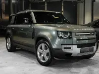 Gebraucht Land Rover Defender SE 249 PS (183 kW) 2024 Grün SUV