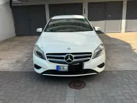 Gebraucht Mercedes A200 136 PS (100 kW) 2015 Weiß Kleinwagen