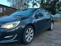 Gebraucht Opel Astra Eco 131 PS (96 kW) 2012 Schwarz Kleinwagen