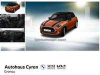 Gebraucht Mini Cooper 136 PS (100 kW) 2019 Solaris orange (metallic) Kleinwagen
