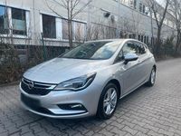 Gebraucht Opel Astra 105 PS (77 kW) 2016 Grau Limousine