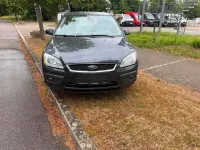 Gebraucht Ford Focus Ghia 145 PS (106 kW) 2006 Grau Limousine