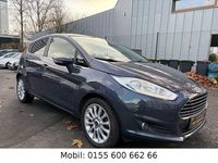 Gebraucht Ford Fiesta Titanium 101 PS (74 kW) 2013 Grau Kleinwagen