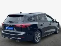 Gebraucht Ford Focus ST-Line 155 PS (114 kW) 2025 Obsidianschwarz metallic Kombi