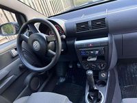 Usado VW Fox 54 HP (39 kW) 2006 Vermelho Citadino