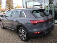 Gebraucht Audi Q8 e-tron Advanced 250 kW (340 PS) 2023 Magnetgrau SUV