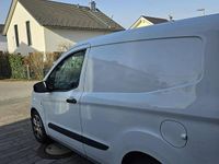 Gebraucht Ford Transit 101 PS (74 kW) 2022 Weiß Kombi