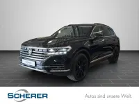 Gebraucht VW Touareg Elegance 381 PS (280 kW) 2022 Deep black perleffekt (metallic) SUV
