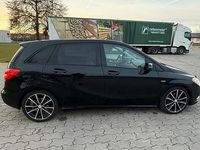 Gebraucht Mercedes B200 Sport 156 PS (114 kW) 2012 Schwarz Van / Kleinbus