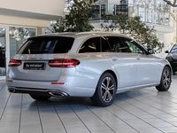 Gebraucht Mercedes E200 Avantgarde 197 PS (144 kW) 2022 Silber Limousine