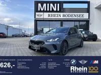 Neu BMW M135 Sport Line 300 PS (220 kW) 2026 Silber (bmw individual storm bay metallic) Kleinwagen