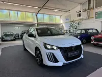 Gebraucht Peugeot 208 Active 101 PS (74 kW) 2024 Weiß Kleinwagen
