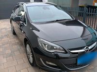 Gebraucht Opel Astra Innovation 160 PS (117 kW) 2013 Schwarz Kombi