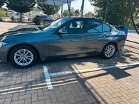 Gebraucht BMW 320 184 PS (135 kW) 2013 Grau Limousine