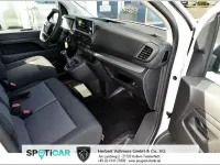 Gebraucht Peugeot Expert 144 PS (105 kW) 2024 Kaolin weiß Van
