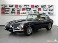 Käytetty Jaguar E-Type 204 HP (150 kW) 1966 Sininen Coupe - kaksiovinen