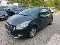 Gebraucht Peugeot 208 Active 92 PS (67 kW) 2013 Grau Kleinwagen