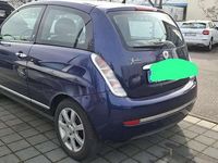 Gebraucht Lancia Ypsilon 77 PS (56 kW) 2008 Blau Kleinwagen