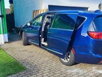 gebraucht Chrysler Pacifica Touring 7 Sitzer LPG/Touchscreens in 2er Reihe