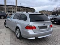 Gebraucht BMW 530 193 PS (141 kW) 2007 Andere farben Kombi