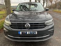 Gebraucht VW Tiguan 150 PS (110 kW) 2021 Grau SUV
