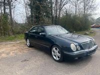Gebraucht Mercedes E270 170 PS (125 kW) 2000 Schwarz Limousine