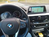 Gebraucht BMW 520 184 PS (135 kW) 2018 Silber Limousine